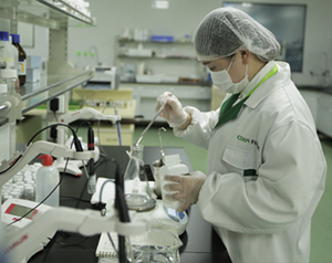 ɷĤ/Ϻ˼yƷ޹˾ 